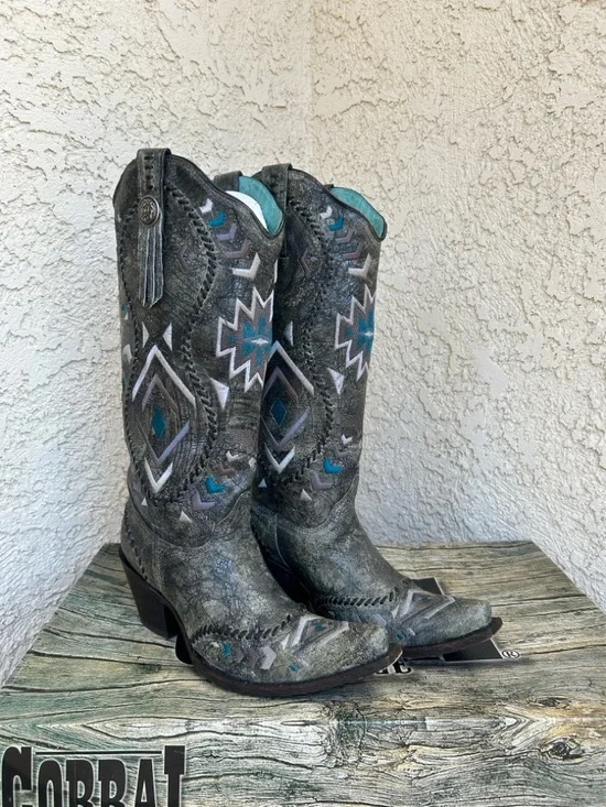 Corral Aztec Leather Cowboy Boots 8.5 - Picture 16 of 17